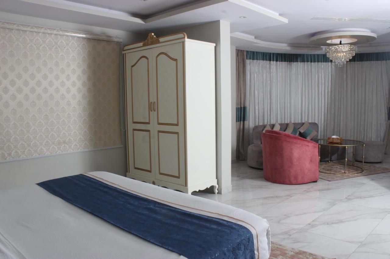 Rayat Alshalal Hotel 2 Ḩafar al Bāţin 外观 照片